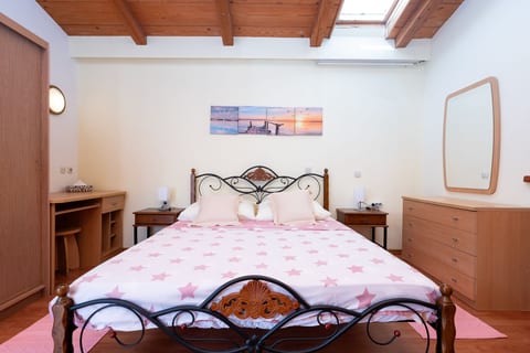 Apartments Vrtina - Unit 371663-13