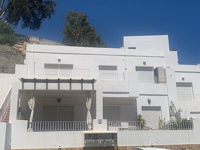 Casa Leodis - Ventanicas-el Cantal