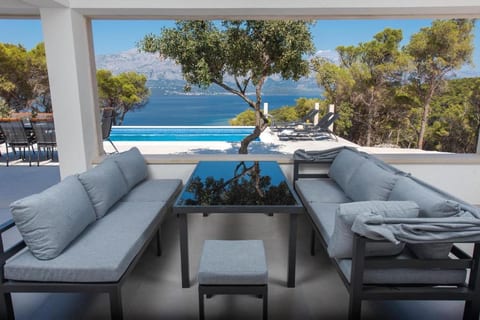 Villa Azure Bay - Unit 378388-13