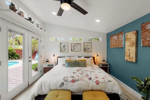 Oak & Ember Retreat | Pool, Fire Pit + Guest House