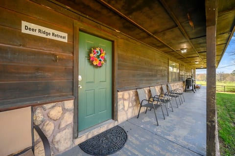 DEER RIDGE RETREAT