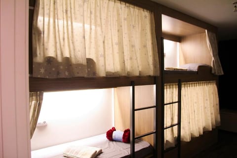 Barcelona & You Hostel Sagrada Familia - 4 beds