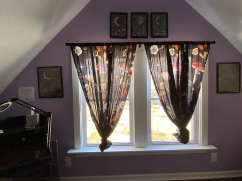 Moon & Stars Suite - Cottage East