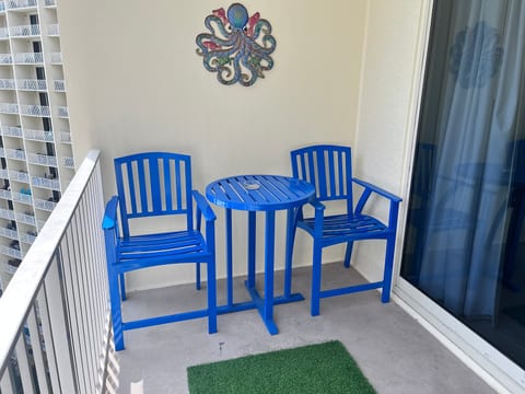 2 BR 2 Bath on the Beach