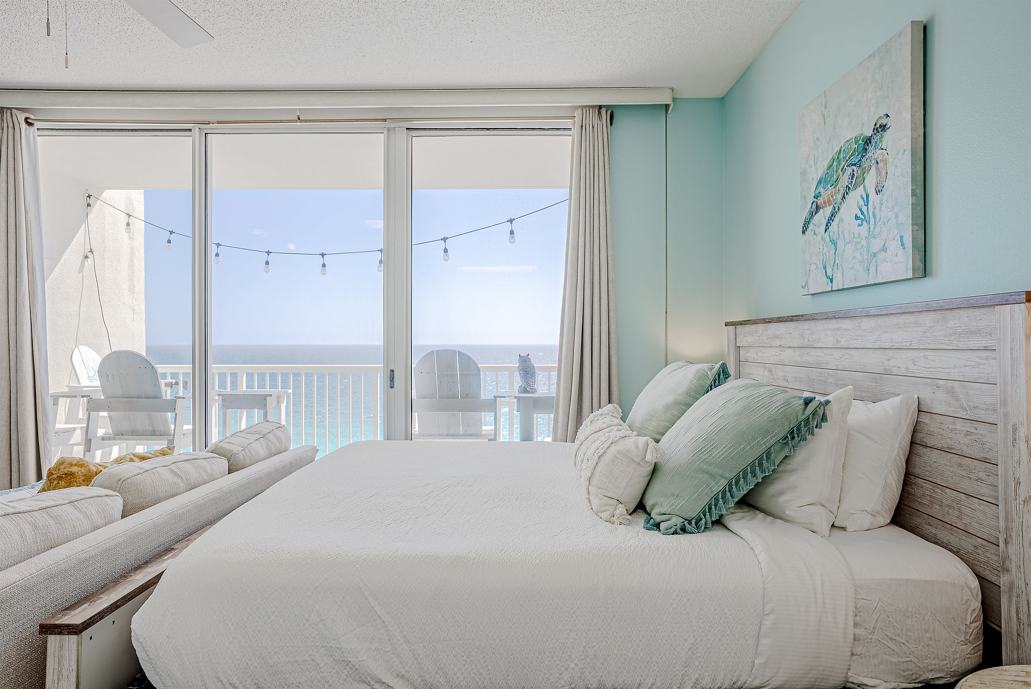 Aqua Cozy 1712 | Beachfront Studio Panama City Beach, FL