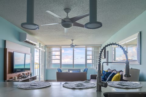 "Fully equipped kitchen for beachside dinning"