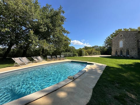 Villa of the Cypresses – Pool & Garden – Château Barbebelle