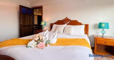 Walk to Night Bazaar | Cozy Doi Ping Condo