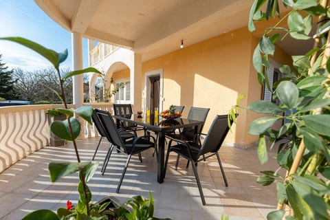Apartment Jurkin - Unit 378413-13