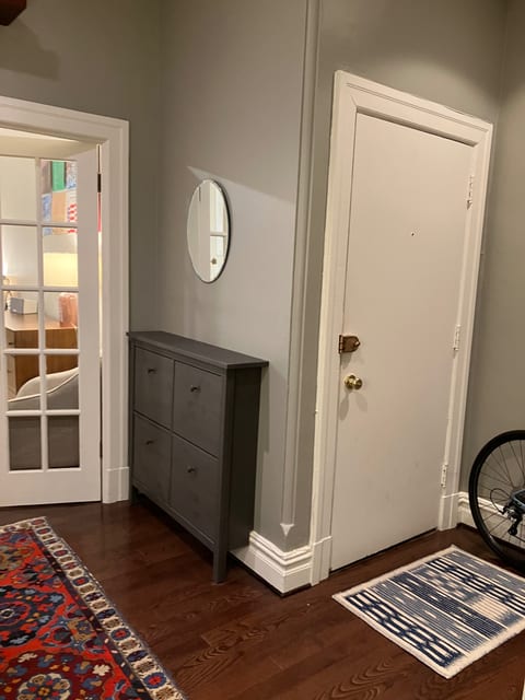 Quaint DC Apartment
