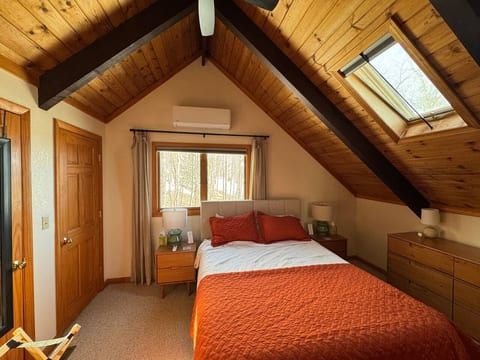 Relaxing Mountain Chalet in Jackson, NH