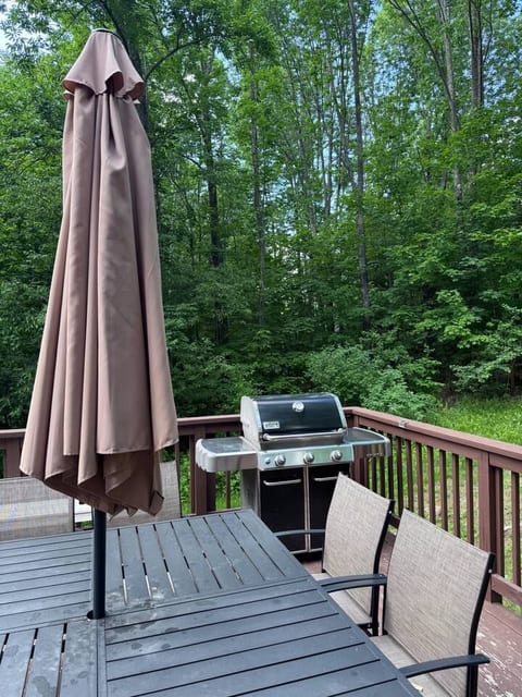Relaxing Mountain Chalet in Jackson, NH