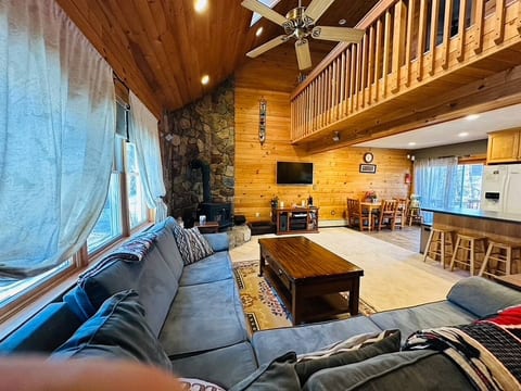 19 Deer Run Circle, North Conway