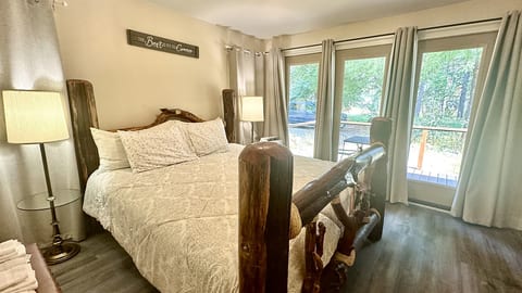 River Glen Cottage in Blue River, Oregon