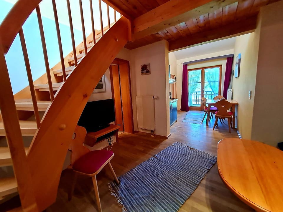 GalleryHoliday apartment with lake view 17-23075 - Schliersee