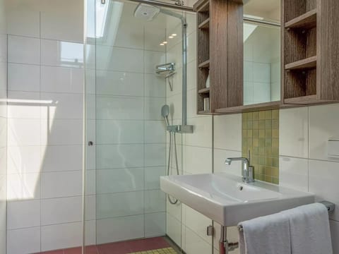 Holiday apartment Chiemsee – Pelhamer See 8-LO-34411