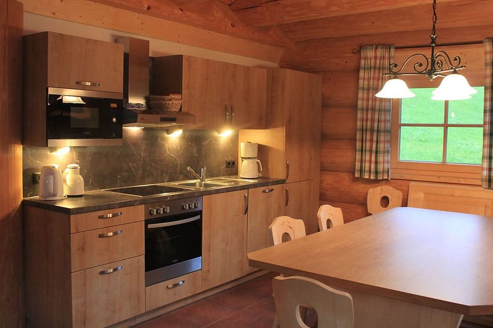Cozy hut in the Oetztal