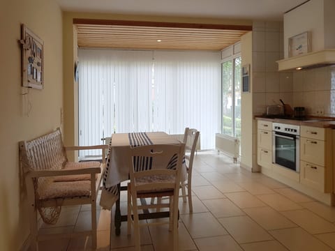 Holiday home in Prerow 36904