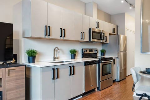 Central Cozy & Cost Friendly I Downtown I 3 BEDS
