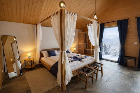 Modern SPA Chalet near Interlaken • AC • Hot Tub • BBQ