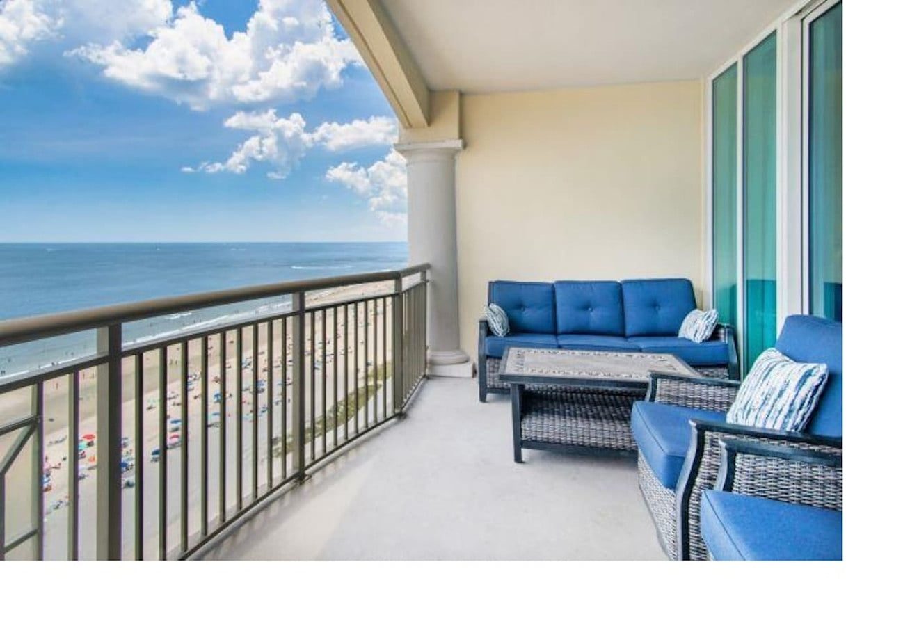 1511 Family Tides Oceanfront 3 BR 3 BA Condo