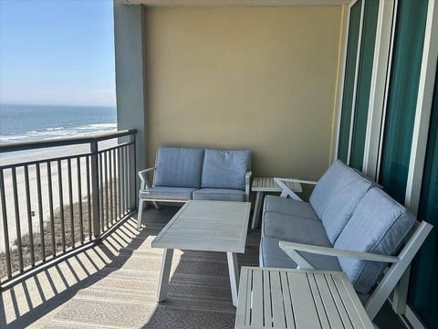 Mar Vista Grande 905 Oceanfront 3 BR 3 BA Condo