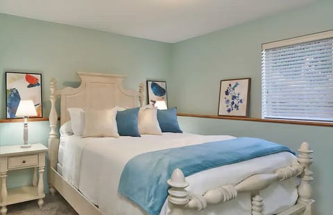The second bedroom includes a Queen size bed.