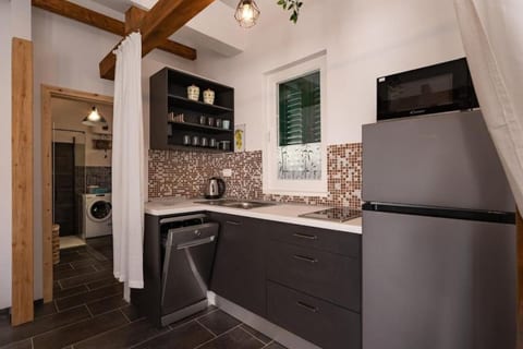 Apartment Zdravko near centar - Unit 378335-13