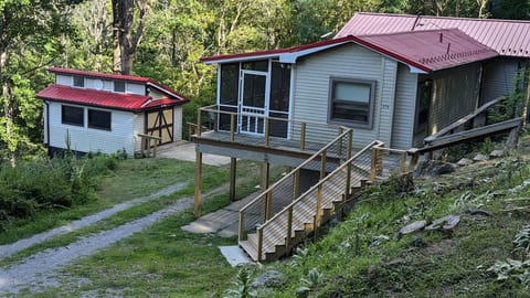 Welcome to Red Roof!