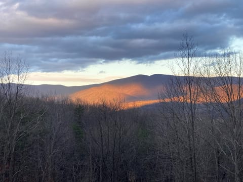 Beautiful mountain views surrounded by peaceful nature