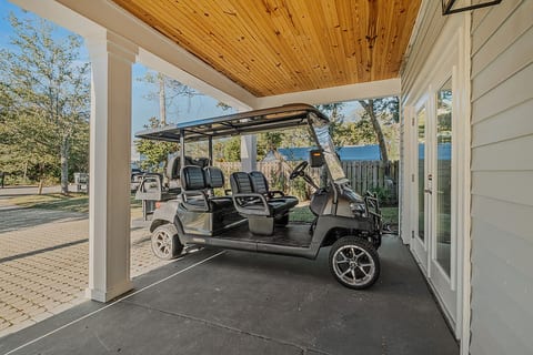 Backyard Oasis, Pool,Sandy Magnolia, Sleeps 16,Eastern Lake,Golf Cart, Bikes