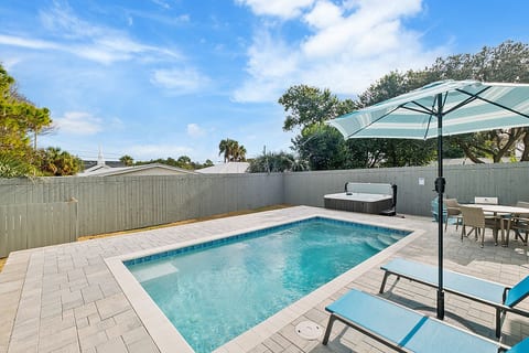 Pool | Walk to Beach | Oleander Breeze | Golf Cart | Panama City Beach