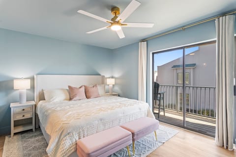 Gulf Winds East | Sleeps 8 | Seashells & Sunsets | Pool | Miramar Beach