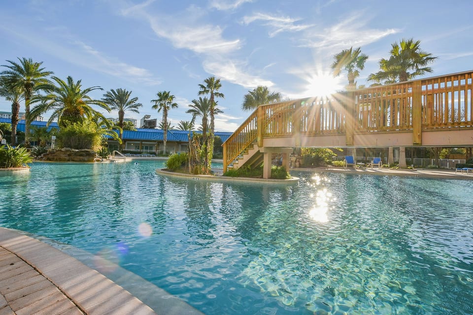 Salted Tranquility at the Palms of Destin - Destin