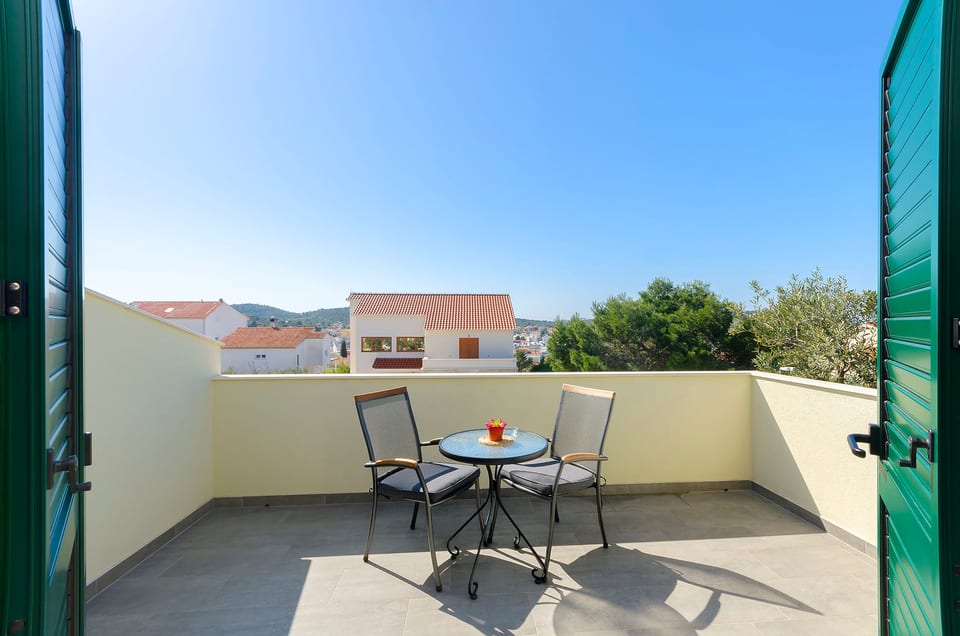 Apartment Quiet Corner Jezera - Unit 378440-13 - Croatia