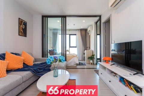 Cozy Sky Retreat | Walk to BTS, Sukhumvit Soi 62