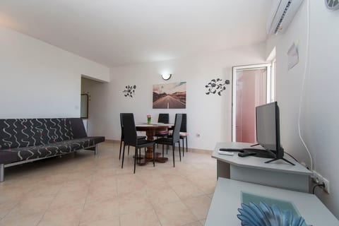 Apartments Luca sea view - Unit 378412-13