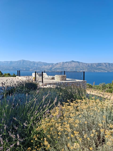 Panoramic sea view+private terrace+pure nature