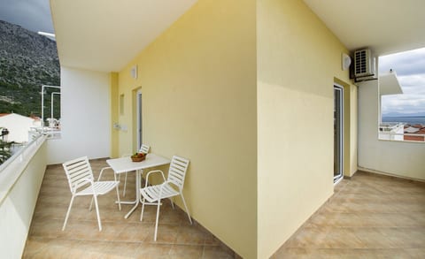 Apartments Cvita - Unit 378456-13