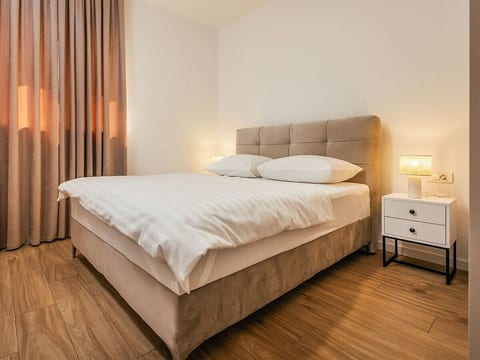 Villa Aura with heated pool - Unit 378449-13
