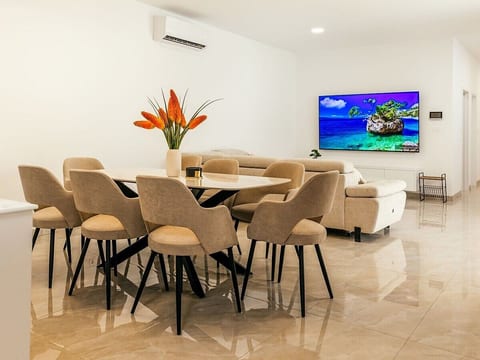 Villa Aura with heated pool - Unit 378449-13