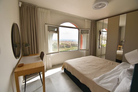The Coral Breeze with Sea Views image 2