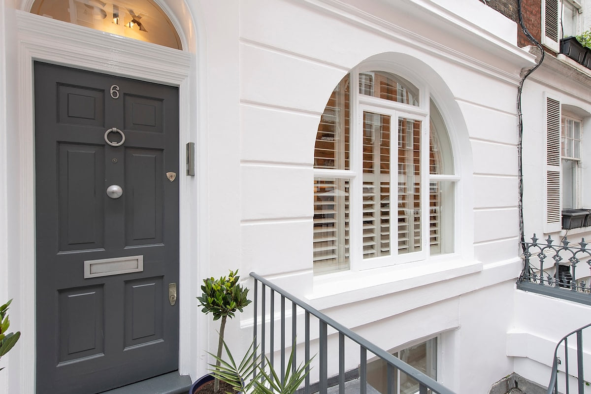 Prime Kensington Private Townhouse-Central London
