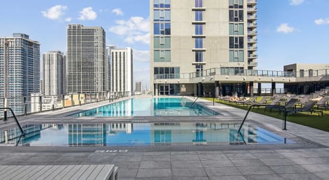 Downtown Miami Studio, 32nd Flr, Bay, Pool, Gym