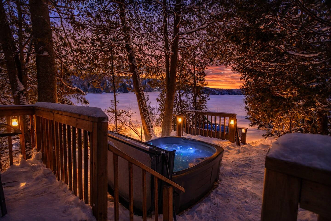 Le Toujours Heureux - SPA, Waterfront with dock