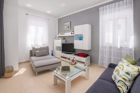 Apartments White house - Unit 378469-13