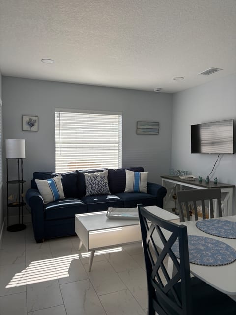Beachside Blue Retreat | Walk to Beach | Long-Term