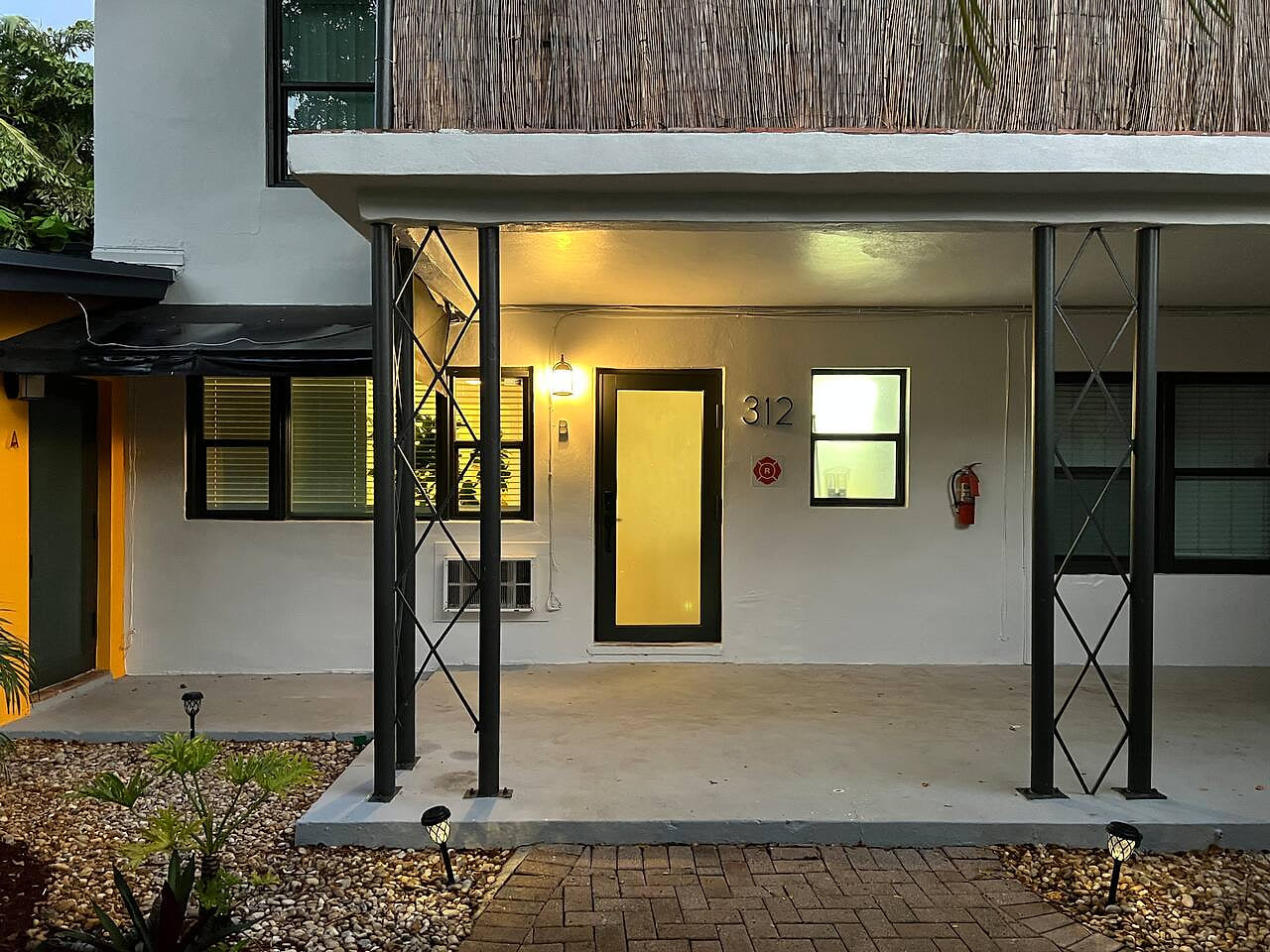 Chic Escape Close to Las Olas in Fort Lauderdale