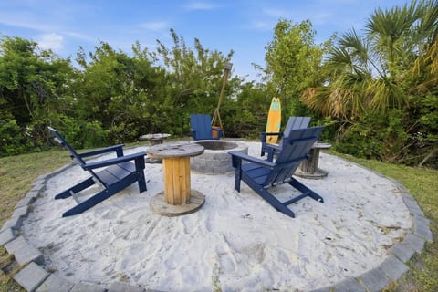 [Patio] Shared outdoor living space with fire pit
