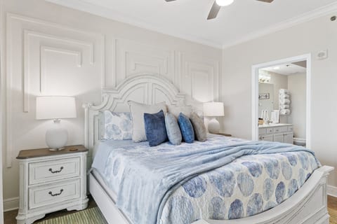 Gulf-Front Corner 3BR•Wrap Balcony • Sleeps 10•